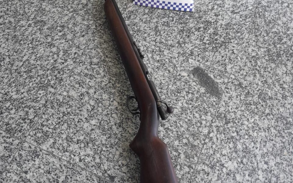 Disparos na zona rural de Macuco levam à apreensão de arma e prisão em flagrante