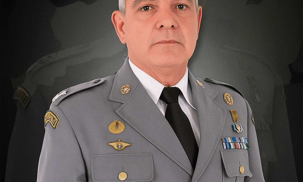 Livro de Comandos do Exército Brasileiro é sucesso