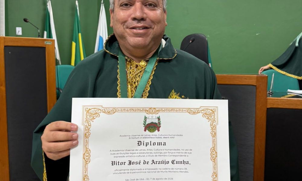 Secretário de Porciúncula toma posse acadêmica em Ubá-RJ