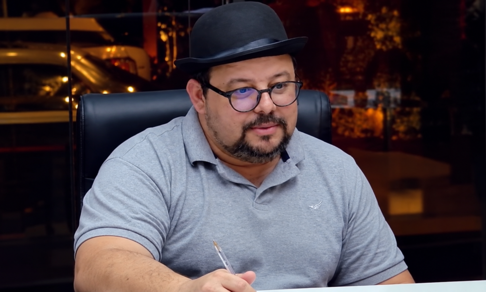 Professor itaperunense participou do podcast Inteligência Limitada